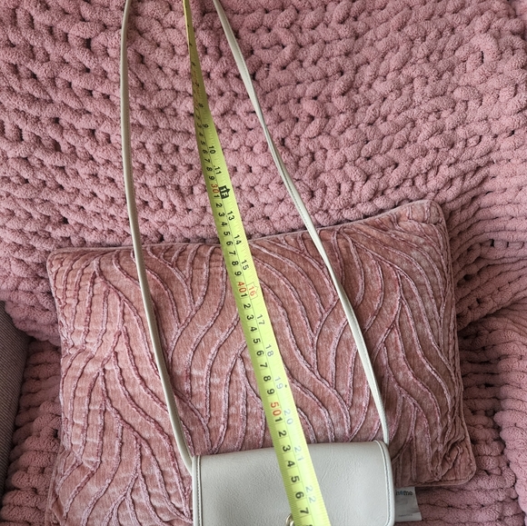 Coach Cream Crossbody Bag with Gold Button - Picture 10 of 10